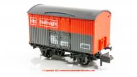 NR-42R Peco Quality Line Wagon Railfreight Box Van VEA number 230307.